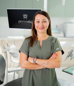 Radka, Dentálna hygienička